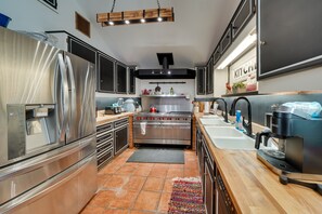 Fully Equipped Kitchen | High-End Stainless Steel Appliances