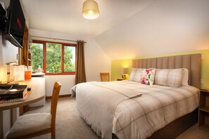 Room 3: Averon Suite