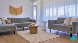Coastal décor with relaxing vibes