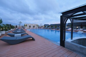 Rooftop pool