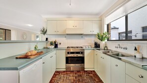 Kitchen | 3km to Callala Bay shopping village