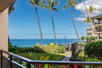 Kona Makai 1-103 Nearly Oceanfront, Ground Floor, No Stairs, Special Location
