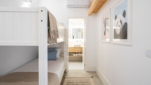 Our apartment counts with a bedroom with a bunk bed, an AC unit and a bathroom #lovely #comfort