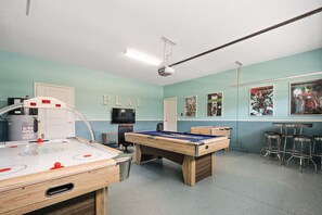 Game room