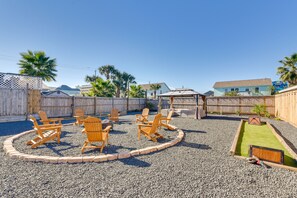 Shared Yard
