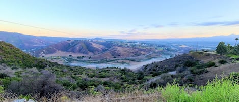 Aliso Viejo - Nature Lover's Oasis with Urban Convenience by Laguna Beach