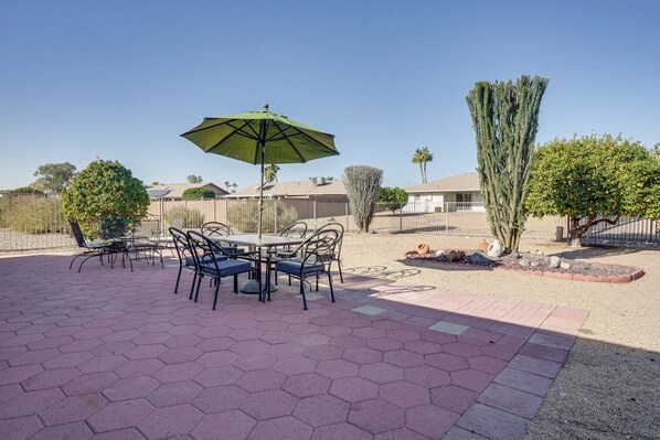 Sun City West Vacation Rental | 2BR | 2BA | 1,738 Sq Ft | Small Step for Entry