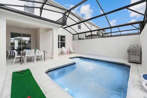 Private Pool & Patio