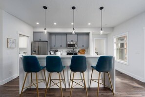 Kitchen (1)
