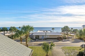 BIG GULF VIEWS from the 3rd Floor Patio!