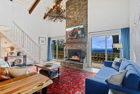 Welcome to Blue View Chalet