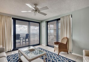 Summer House unit 806B, Orange Beach Alabama. Managed by Island Rentals.