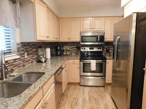 Fully equipped kitchen