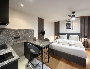 Enjoy the flexibility of a living room with a thoughtfully arranged dining area