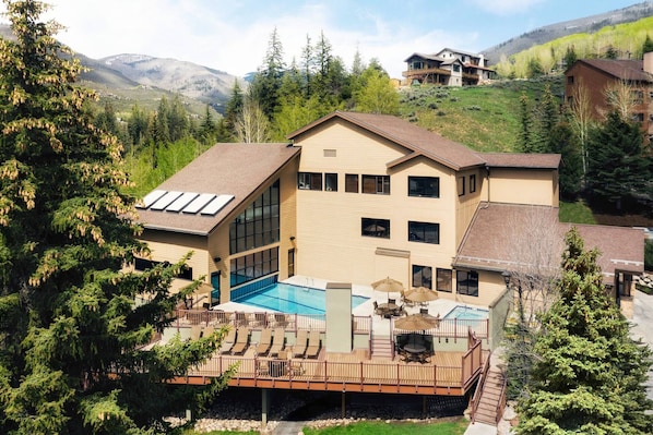 Aerial of the outdoor pool and sundeck.