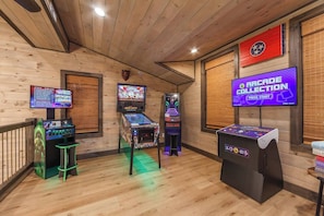 Spielezimmer