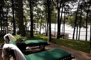 Veranda with the best view on the lake!