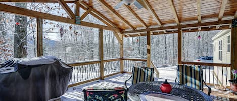 Haines Falls Vacation Rental | 3BR | 2BA | 1,620 Sq Ft | Steps Required to Enter