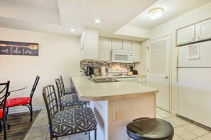 Kitchen 4
