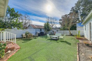 Backyard | Gas Grill | Chiminea