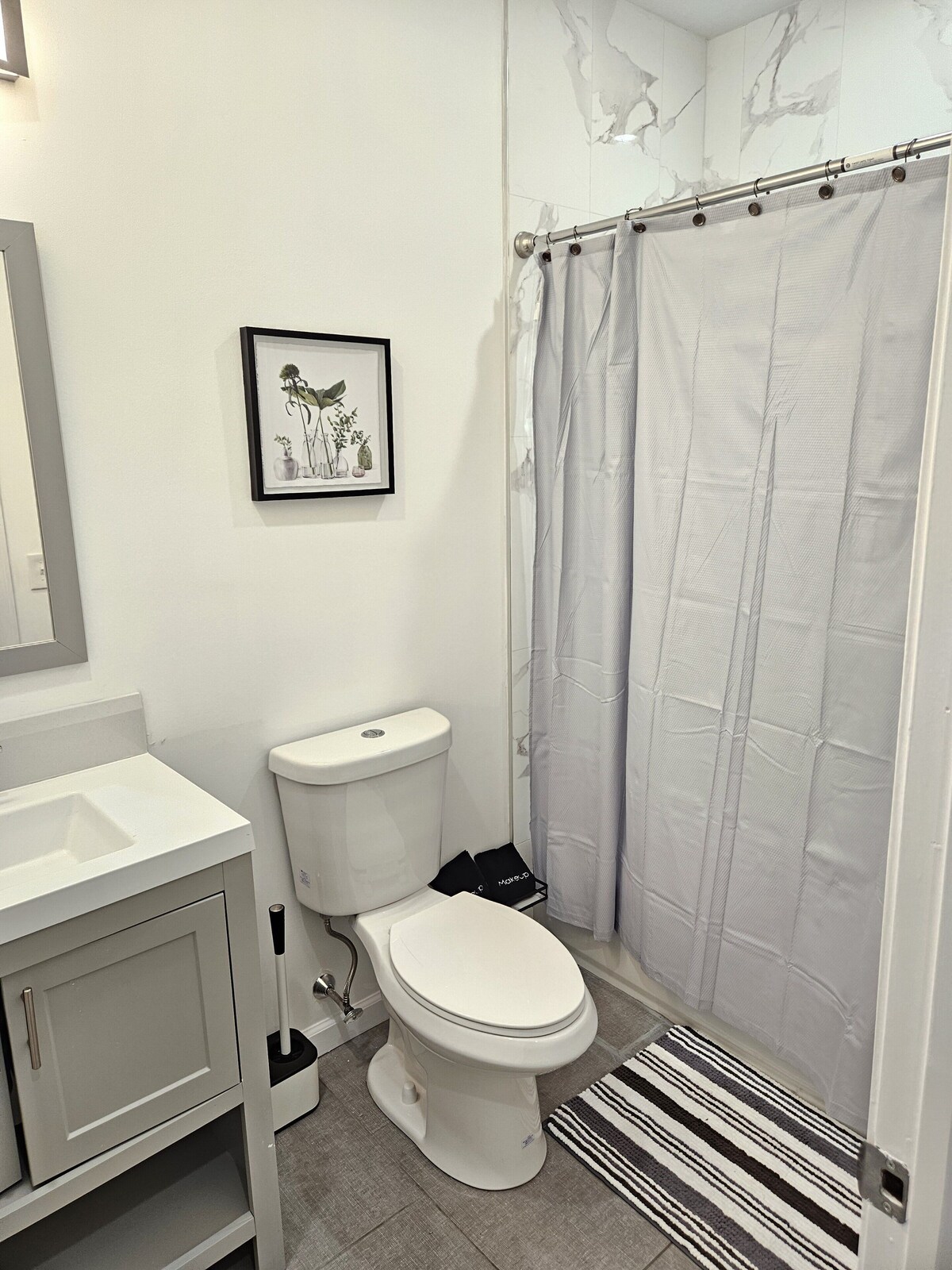 (HIGH DEMAND)Close To Downtown Free Wi-fi/Parking/ Metro North & I-95 3 mins