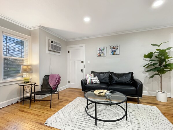 Bright living room with plenty of space to relax