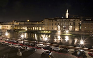 Building Exterior, Spring, Summer
