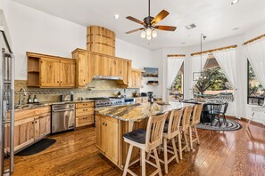 Chef's kitchen! 