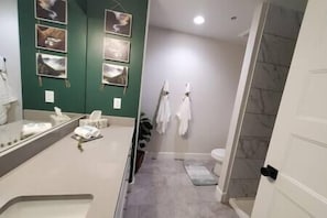 Main Bathroom