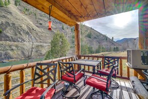 Covered Deck | Pet Friendly w/ Fee | River & Mountain Views