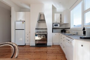 Fully-appointed kitchen