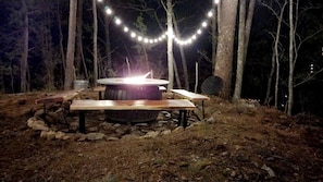 Outdoor lighting for the firepit