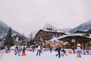 Snow and ski sports