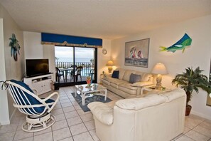 Welcome to Summer Winds 227