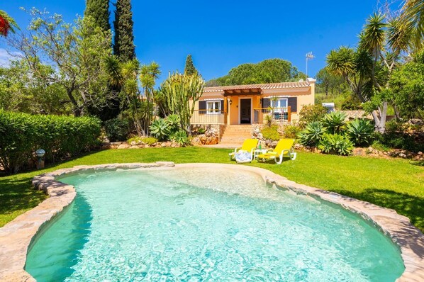 Beautiful villa with private pool, terrace, and garden