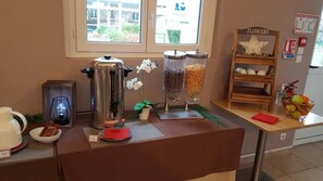 Buffet de pequeno-almoço