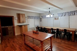 Large kitchen with seating for 16
