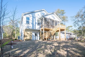 Grassy Back Yard & Screened In Back Porch