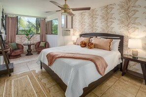 Freshly refurnished - King size bed in bedroom