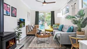 Living Room | Club Callala 1.4km