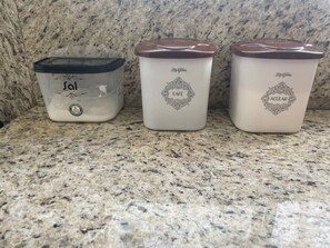 Bathroom amenities