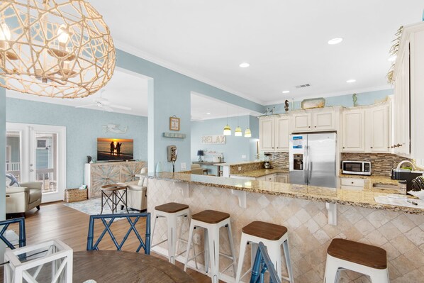 Eat-in bar seating