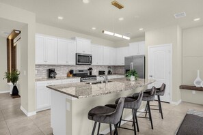 7538OakSpringLane(5)