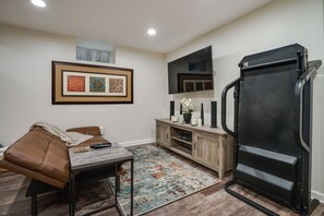 Living Area | Smart TV | Central A/C