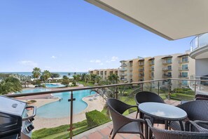 The balcony with BBQ grill and amazing ocean views