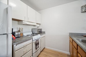 Fully stocked kitchen for dining in