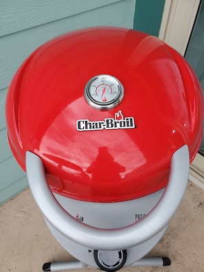 Electric Char-Broil grill on the balcony View 1