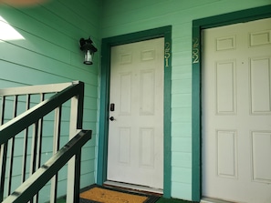 Condo 251 is on the left.