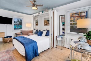 Coral Resort Suite E-2, Studio Efficiency