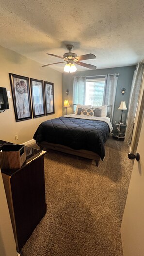 Bedroom with queen bed